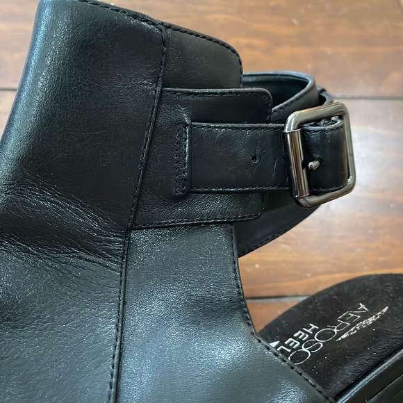 Aerosoles black leather heels (sz 7 1/2) - Picture 10 of 14
